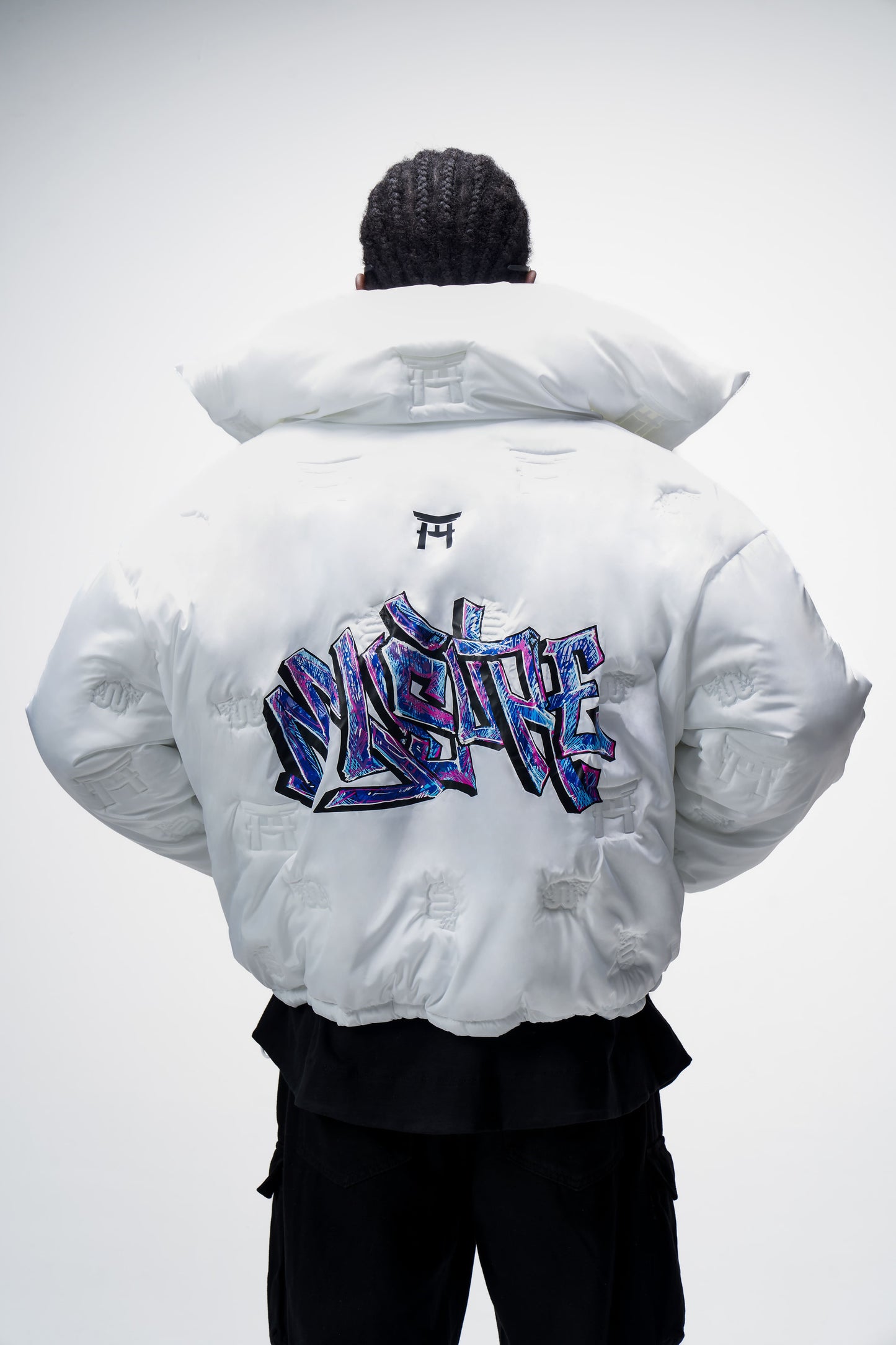 MUSURE White Puffer | Dragonic 1st Edition ⛩️